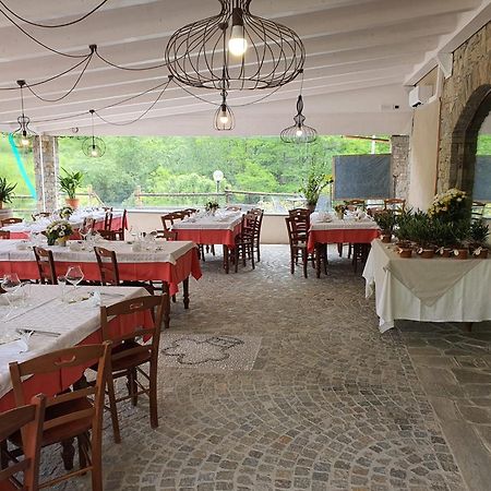 Agriturismo Cascina L'Arche Санто-Стефано-Бельбо Экстерьер фото